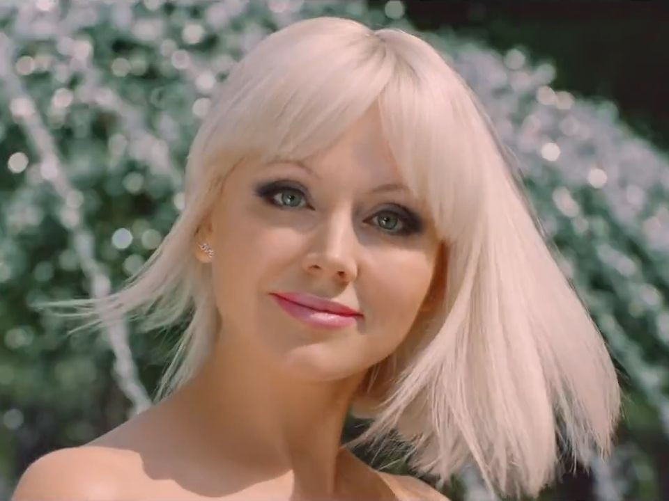 Певица Натали
